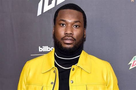 Not too long ago, meek dropped off his quarantine pack project. "CONGA" REMADE BY MEEK MILL, LESLIE GRACE, AND BOI-1DA ...