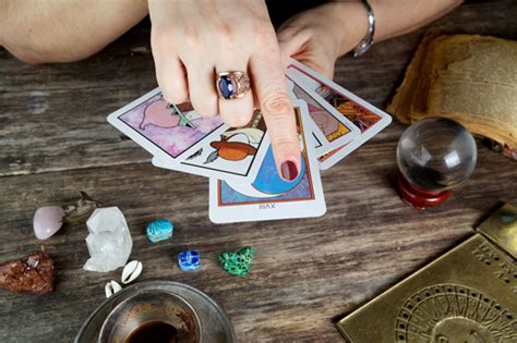 It is the type of readings they discover first which leads to other forms of fortune telling. Reversed Tarot cards and reading methods - TarotX