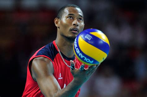 El equipo masculino parte hacia mendoza donde debutará en el certamen de la fivb. Falleció Kervin Piñerua, capitán de la Selección de ...