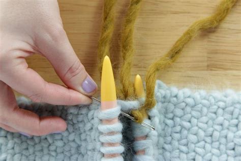 Commonly made from wool yarns and made into winter jackets. How to Graft Knitting Ends / Kitchener Stitch | Örgü