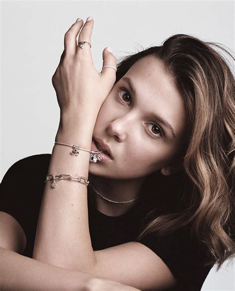 Millie bobby brown is a british actress, model and producer. Милли Бобби Браун стала амбассадором Pandora | BURO.