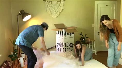 This company was founded on january 2, 2010 by michael and mary ruth hanna, husband and wife. Setting Up Your Stumptown Mattress In Seconds - Portland ...