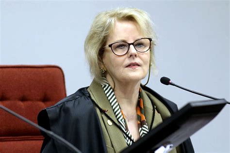 Rosa weber autoriza inquérito para investigar bolsonaro por suposta prevaricação. Rosa Weber indefere pedido para fechar fronteira com ...