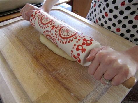 It never looks like the pictures in the books or the pretties i've seen online. Frosted Braided Bread - Braided Nutella Bread - Sugar ...