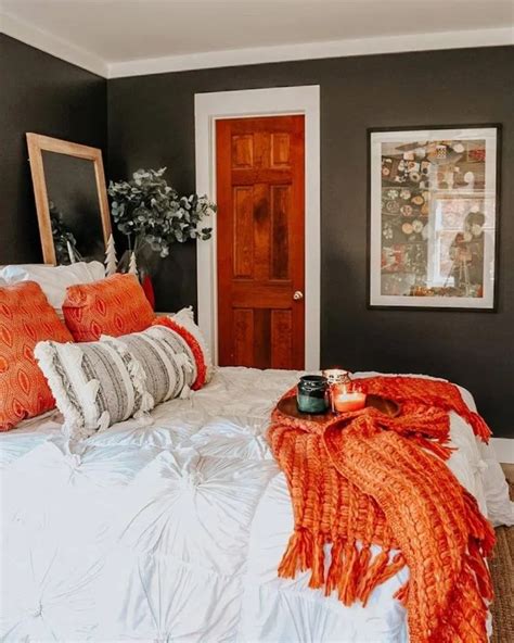 Maybe you would like to learn more about one of these? Pin by Lindsay Majchrycz on Master Bedroom Reveal Ideas ...