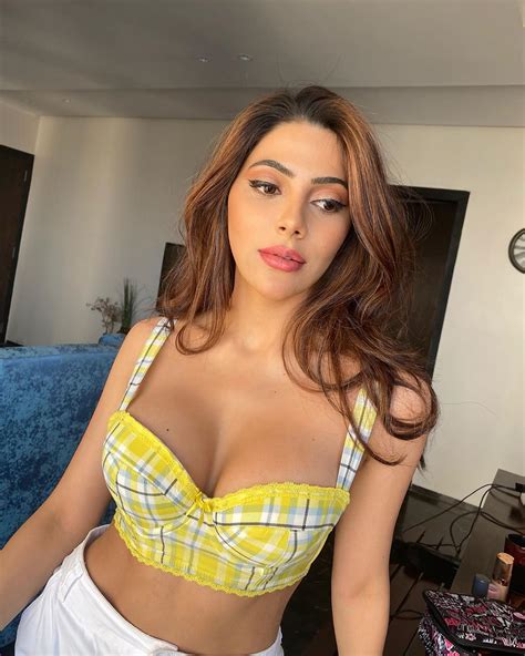 Take a look at nikki tamboli's insta stories below Bigg Boss 14: Nikki Tamboli ups the Glam Quotient With Her ...