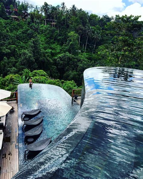 At marina putrajaya you can enjoy water sports, indoor swimming, gymnasium, a musical fountain and much more. Marina Bay Sands, Singapore | Ubud, Swimming pools, Pool