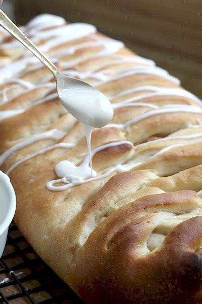 Saffron and cinnamon bread wreath and bagles for christmas. Frosted Braided Bread / Paska Easter Bread Jenni Haikonen : It's delicious with butter and jam ...