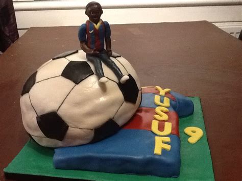 3 d cake sculpture lionel messi from fc barcelona! Boys football cake. Messi. Barcelona. Ball football soccer ...