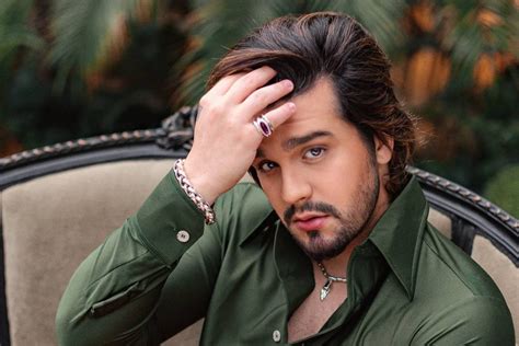 Confira grátis o perfil completo de luan santana com 0 cds promocionais, muitas músicas para baixar e ouvir, agenda de shows completa, fotos de instagram, video clipes e muitas novidades! Luan Santana e National Geographic se unem em prol do Pantanal