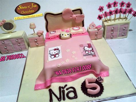 Cake ultah ini ukuran 18 cm. KUE TART ULANG TAHUN HELLO KITTY