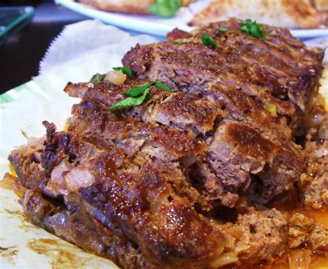However, meatloaf can take a really long time to cook under standard baking temperatures like 350 degrees fahrenheit, making it not ideal for hasty situations. 2 Lb Meatloaf At 375 / Easy Turkey Meatloaf Moist Spend With Pennies : Brush with reserved pizza ...