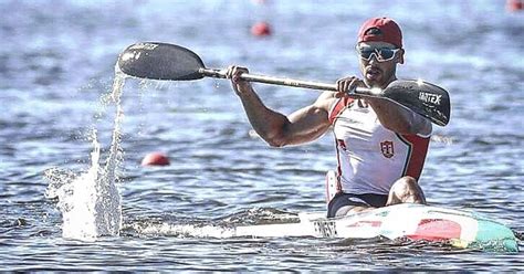 Fernando ismael fernandes pimenta (nascido a 13 de agosto de 1989) é um canoista português que ganhou medalhas nos jogos olímpicos, campeonatos europeus e mundiais. Fernando Pimenta lidera seleção nos mundiais de canoagem