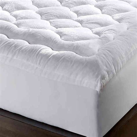 Cabana capacity is limited to 6 people per cabana. MGM Grand® Micro Mink Mattress Topper in White | Mattress ...