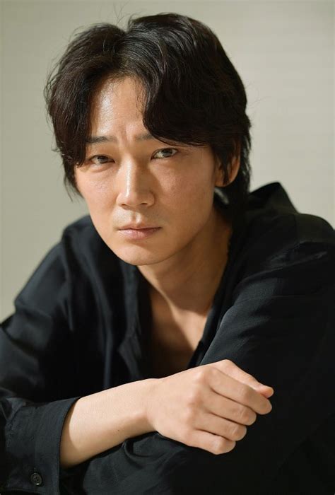 Go ayano (綾野 剛, ayano gō, born january 26, 1982) is a japanese actor. 太陽は動かない（映画）の藤原竜也は配役ミス ...