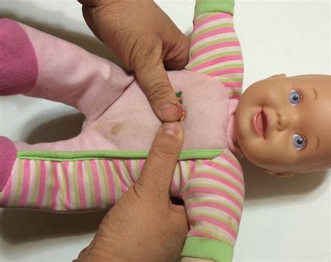 A quick reference guide for cpr. Boring Question | What do I do with my hands for CPR ...