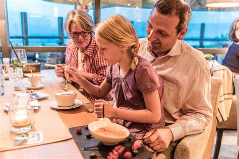 → infos zu hohe düne in juist · 385 bewertungen adresse: Gastronomie in Ostfriesland: Die besten Restaurants auf Juist