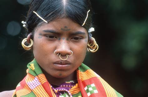 Odisha : Paroja girl | Girls foto, Native people, Girl