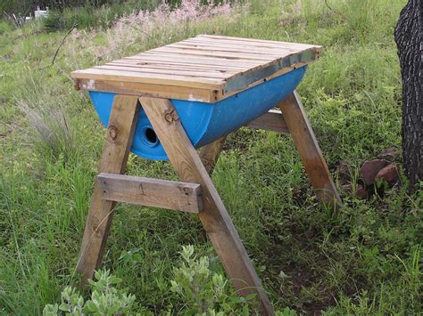 Building a top bar hive. Make Your Own Honey Cow (Top Bar Bee Hive): 7 Steps (with ...