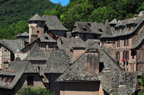 Északkeletről belgium és luxemburg, keletről németország és svájc, délkeletről olaszország, délnyugatról pedig spanyolország, valamint a pireneusok hegyeiben a két ország közé zárt andorra határólja. Franciaország | Pireneusok | 11 Napos Buszos Körutazás ...