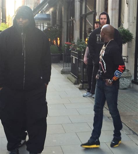 Honestly, have had three easy fights as a pro so been itching for some real action. These photos of Floyd Mayweather & his bodyguards are ...