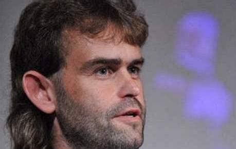 Facebook gives people the power to share and makes. Mafiánům se ulevilo, policie přišla o informátory - iDNES.cz