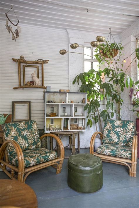 Whether you need help creating a functional space plan, rearranging existing pieces, designing the inside of a new home, or simply sourcing amazing furniture and decor, seeking the help of professional interior designers and. Sarah & Jeremy's Quirky '70s-Inspired New Orleans Apartment | Living room decor, Apartment ...