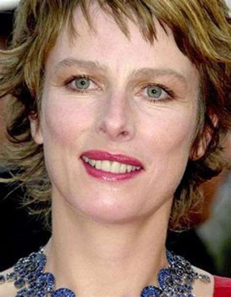 Karin viard pas cher ⭐ neuf et occasion meilleurs prix du web promos de folie 3% remboursés minimum sur votre commande ! Karin Viard - Elle