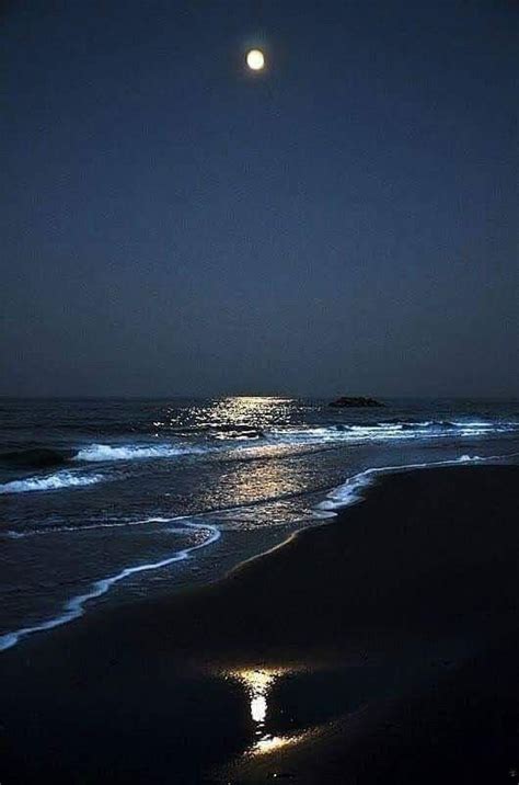 Night aesthetic beach aesthetic aesthetic photo aesthetic pictures beach at night night sea august 29 nighttime ocean beach seascape person. Tumblr Beach At Night Aesthetic - BEACH NICE