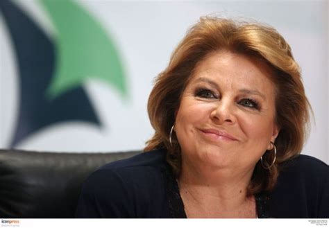 Αναφορικά με τον εμβολιασμό η αριστοτελία πελώνη επεσήμανε πως «ο εμβολιασμός στη χώρα συνεχίζεται ομαλά και σύμφωνα με τον αρχικό σχεδιασμό. Λούκα Κατσέλη: Η συμπάθεια των προέδρων - ΤΑ ΝΕΑ