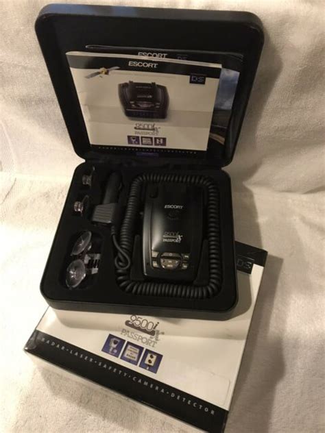 The escort 9500ix, with it's smartcord accessory and escort apps, is changing the 9500ix is offered with red or blue leds. Escort Passport 9500ix Radar Detector - Black for sale ...