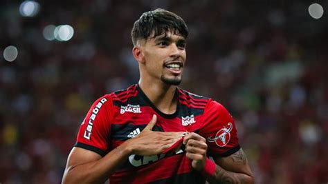 Lucas paquetá, de brasil, festeja luego de anotar el tanto que abrió el marcador ante perú en la semifinal de la copa américa, el lunes 5 de julio de 2021, en río de janeiro. Jogador Lucas Paquetá batendo punheta | Homens Pelados BR