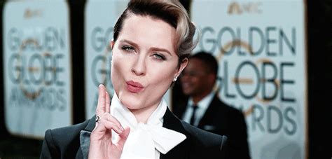 Westworld, evan rachel wood dimensions: Evan Rachel Wood in Tux at Golden Globes: Dresses Aren't a ...