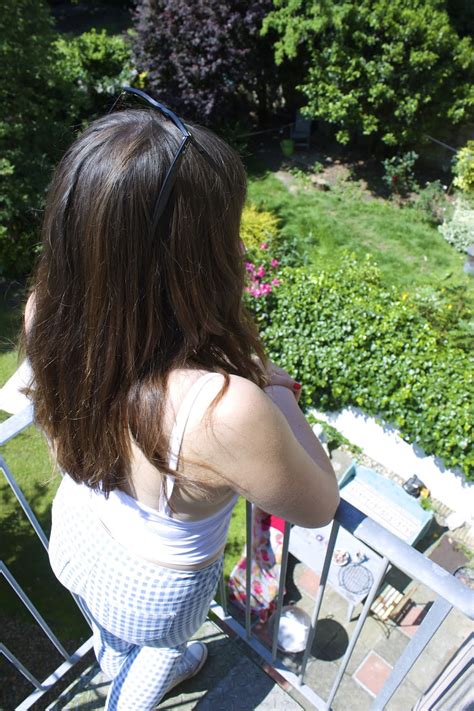 It is used to protect the horizontal joints between sheets of siding from water infiltration. sea spray: A Shy Girl's Guide To Flashing Tummy | Primark ...