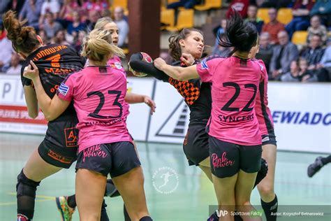 Kibice korony kielce pomagają świętokrzyskim szpitalom. MKS Piotrcovia Piotrków Trybunalski - Korona Handball ...