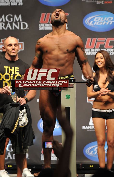 No annoying ads and a better search engine than pornhub! Quinton Jackson - Quinton Jackson Photos - UFC 114 Weigh ...