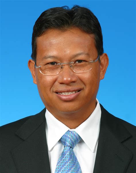 Kementerian belia dan sukan), abbreviated kbs, is a ministry of the government of malaysia that is responsible for youth, sports, recreation, leisure activities, stadiums, youth development, and youth organisations in the country. mata LENSA: KEMENTERIAN BELIA DAN SUKAN : SIAPA YANG LAYAK ...