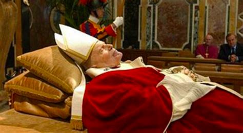 Guarda cosa ha scoperto giovanni brusco (giovannibrusco) su pinterest, la raccolta di idee più grande del mondo. Giovanni Paolo II: il papa di tutti noi. Chiedigli una ...