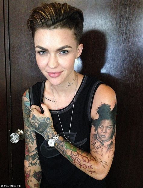 8,097 likes · 161 talking about this · 1,636 were here. Ruby Rose mimics fetching felon Jeremy Meeks | Ruby rose ...
