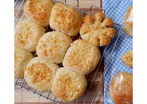 Cara memasak roti kukus menyerupai bolu kukus. Resep Roti Sobek / Roti Manis / Burger Bun resep anti ...