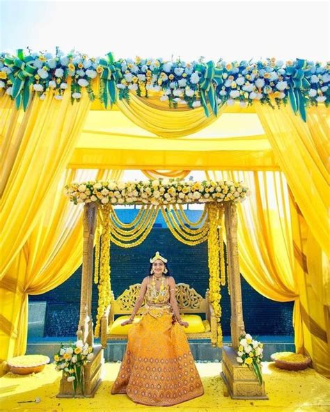 Stay blessed lovely bride stay tuned for. Beautiful Indoor Mehndi mayon Decoration Ideas ...