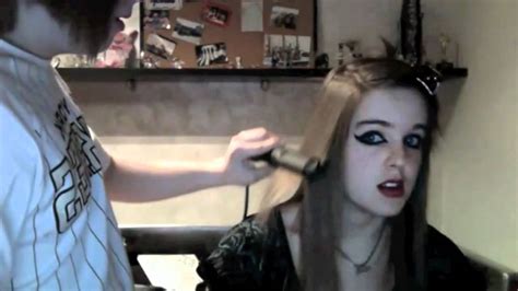 Come avere capelli lisci PERFETTI !! - YouTube