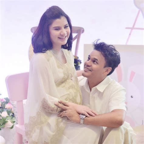 Bersama nora danish dan kekasihnya kenal ke? Lisa Surihani Bersalin Anak Pertama | Cerita Budak Sepet