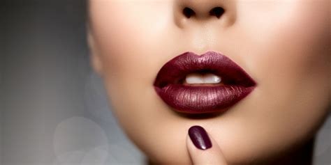 5 warna lipstik untuk kulit sawo matang | the insiders. Pilihan Warna Lipstik Catchy Untuk Pemilik Kulit Gelap ...