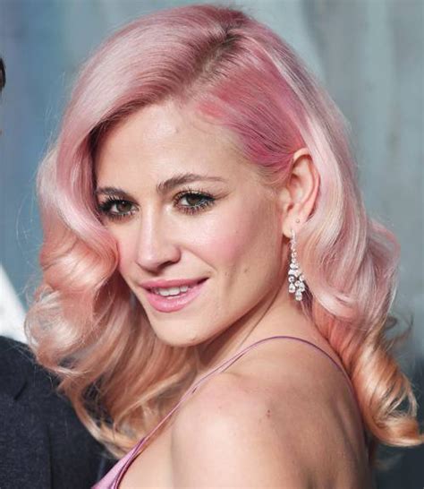 The singer looked sensational as she debuted her sleek new look on instagram, showing that she'd ditched her blonde curls in favour of a sleek honey brown 'do. Pixie Lott Pink Candy Floss hair - Renew