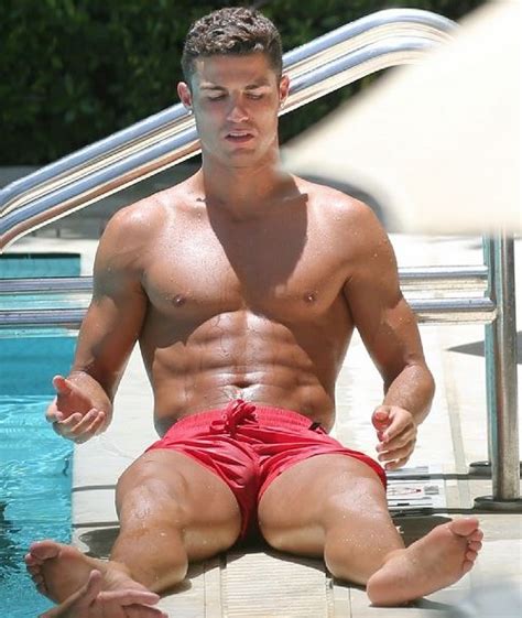 2 days left to power up your men & boy's essential wear. Masculina Wear ™®: Cristiano Ronaldo New CR7 Underwear ...