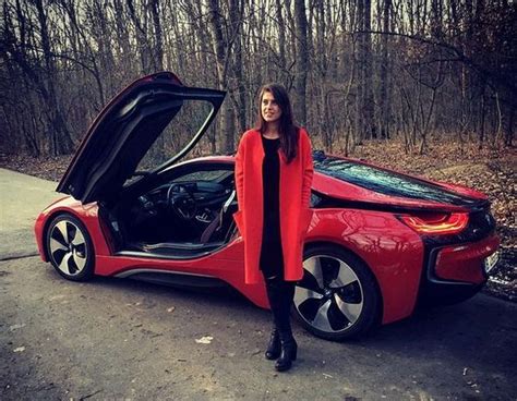 Sorana cirstea is a romanian tennis player. FOTO: Sorana Cîrstea se plimbă în aceste zile cu o maşină ...