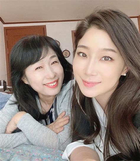 클래식 음악에 대한 한국의 무관심이 야속해지는 순간이었다. 김하영, '서프라이즈 김태희'는 엄마였네…모전여전 미모 DNA ...