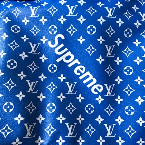 Follow the vibe and change your wallpaper every day! supreme wallpaper: Blue Supreme Louis Vuitton Background