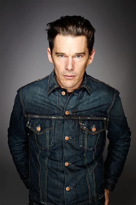 Ethan green hawke (born november 6, 1970) is an american actor, writer, and director. Ethan Hawke - Actor - CineMagia.ro